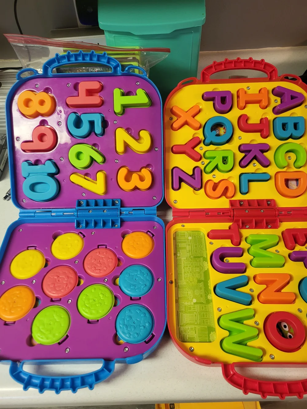 Complete Sesame Street On the Go Letters & Numbers Elmo & Cookie Monster Cases